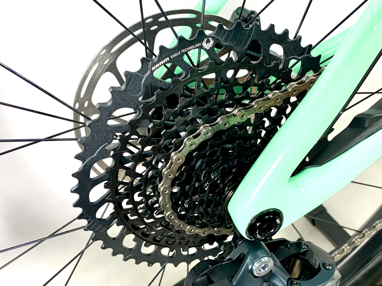 2022 Specialized Stumpjumper Pro X01 AXS 1X12 Roval Carbon Wheels Size: S2 (Small)