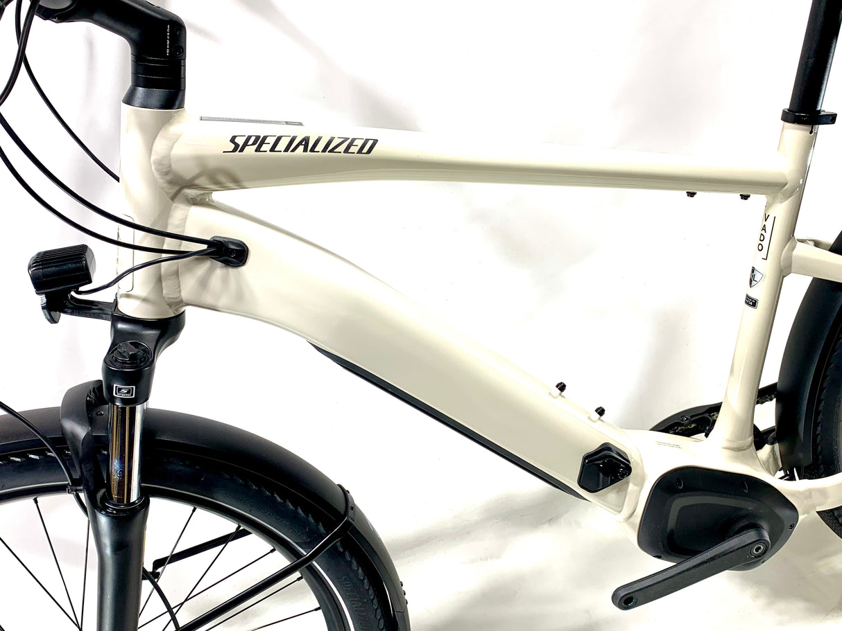 2023 Specialized Turbo Vado 3.0 E-Bike Size: XL (Preowned)