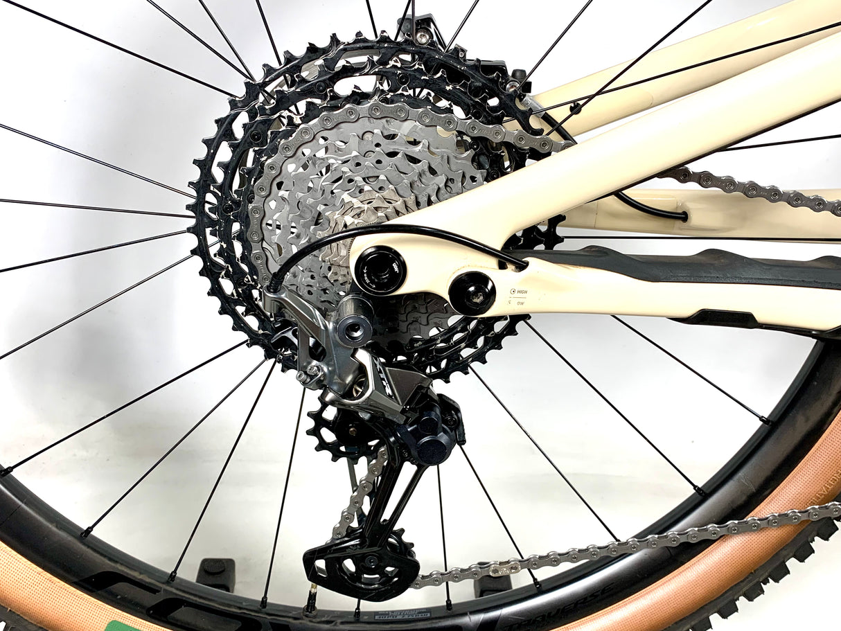 2022 Specialized Stumpjumper Evo Pro XTR 1X12 Roval Carbon Wheels Size: S4 (Large)