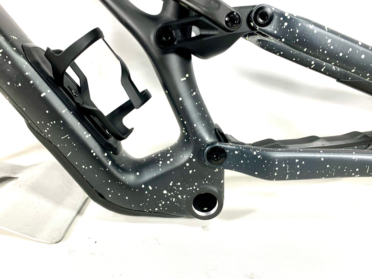 2023 Specialized S-Works Stumpjumper Evo Carbon Frame Size: S2 (Small)