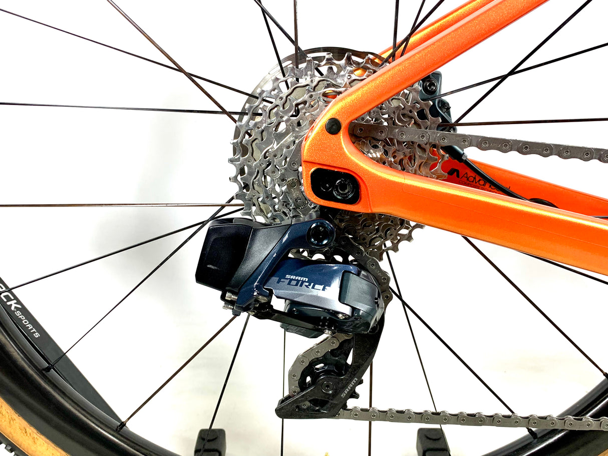 2023 Giant Revolt Advanced 0 Force AXS 2X12 Giant Carbon Wheels Size: Medium