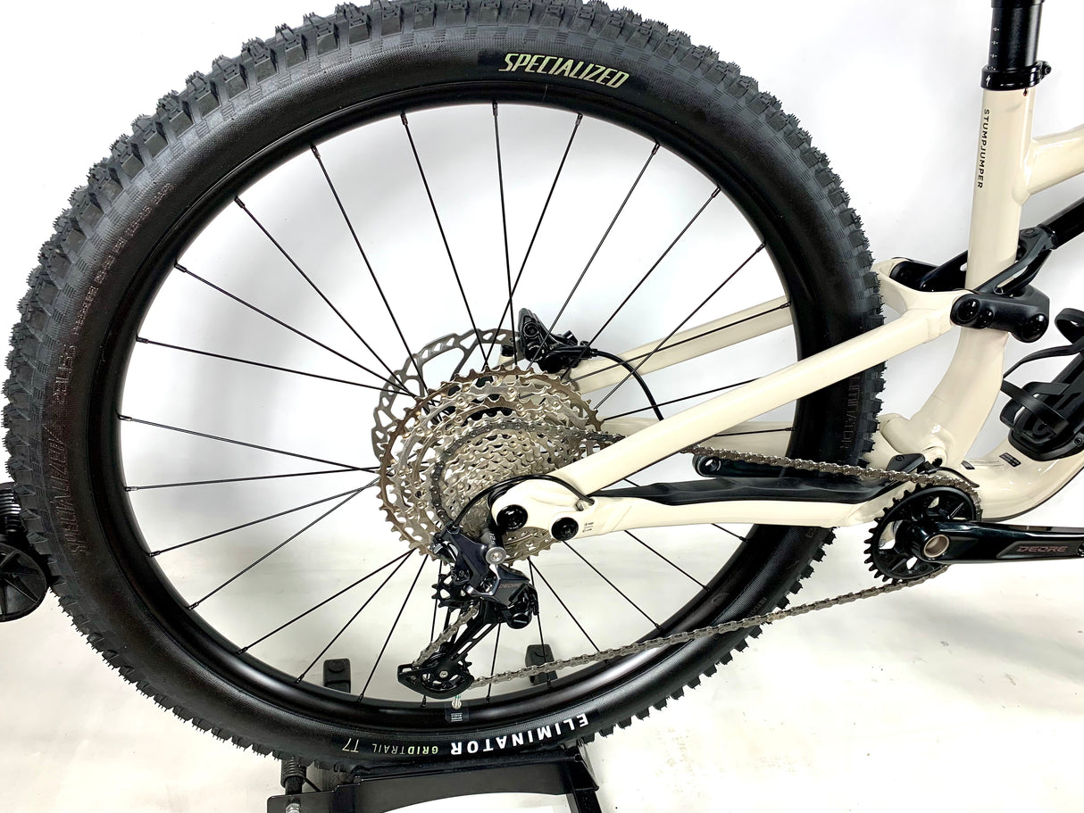 2025 Specialized Stumpjumper 15 Alloy Shimano 1X12 Speed Size: S4 (Large)