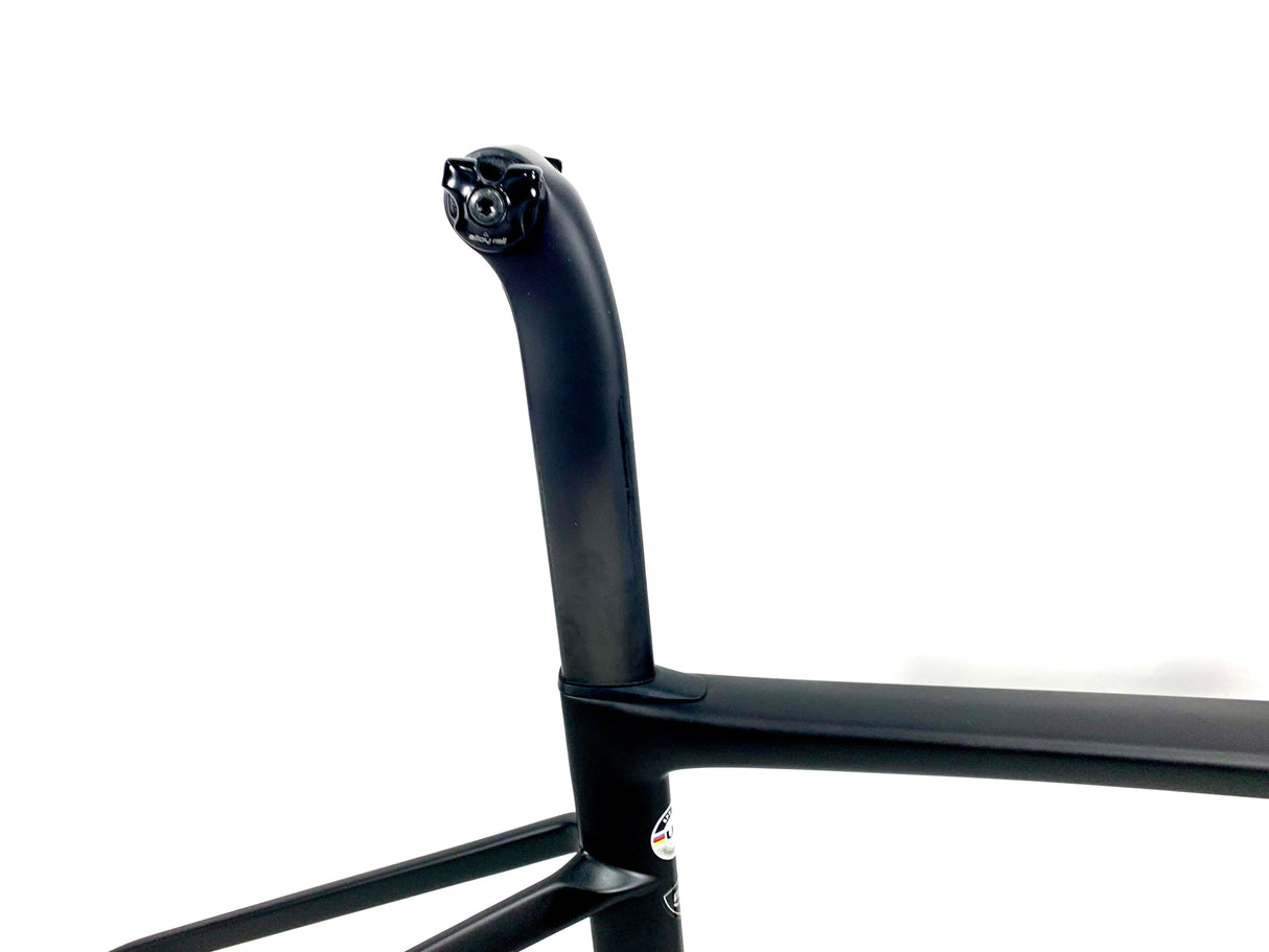 2025 Specialized Tarmac SL7 Carbon Frameset Size: 52cm