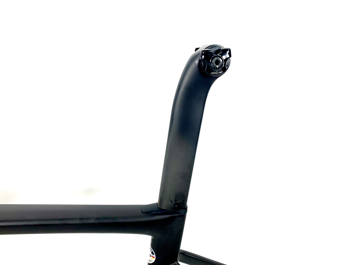 2025 Specialized Tarmac SL7 Carbon Frameset Size: 52cm
