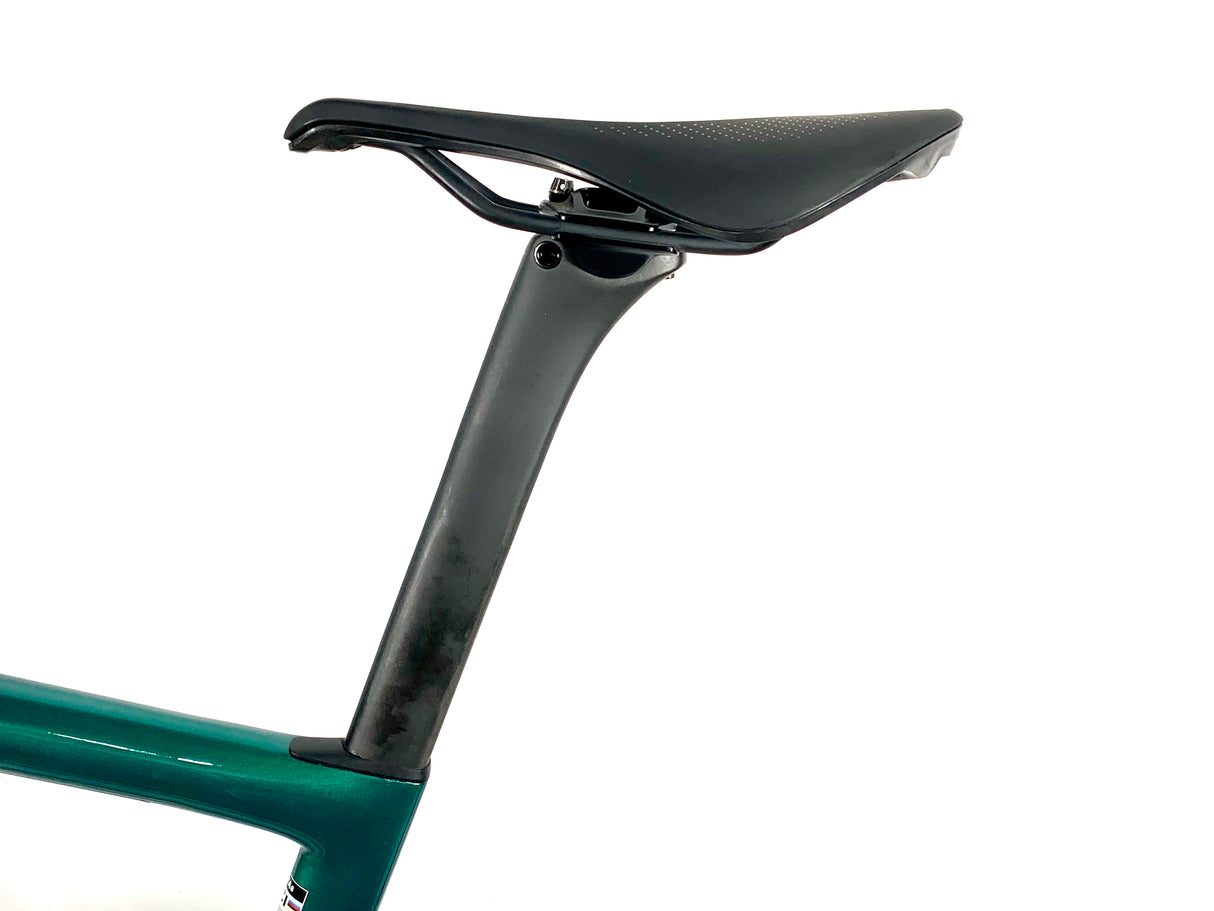 2024 Specialized Tarmac SL8 Pro Ultegra Di2 12-Speed Roval Carbon Wheels Size: 61cm
