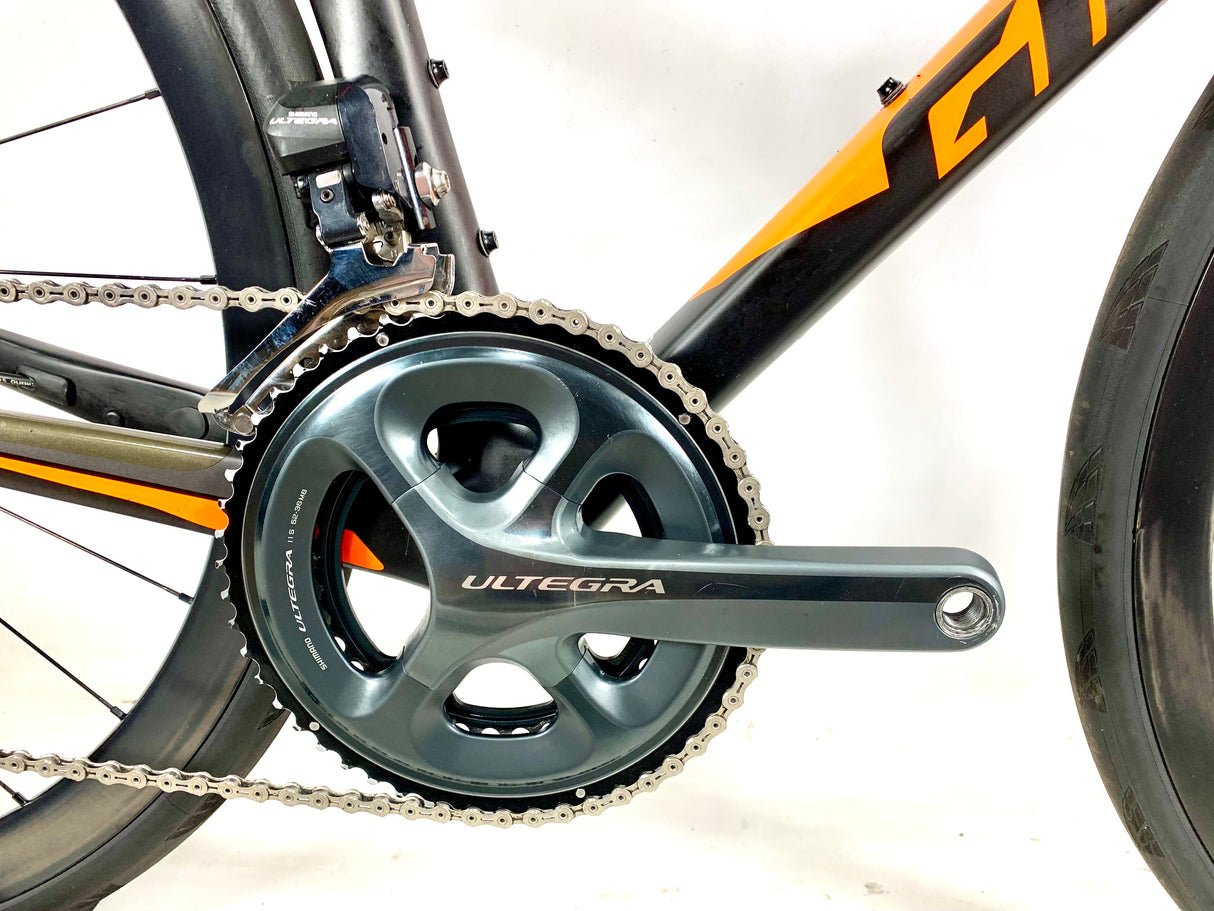 2017 Giant TCR Advanced Pro 1 Carbon Ultegra Di2 Giant Carbon Wheels Size: Small