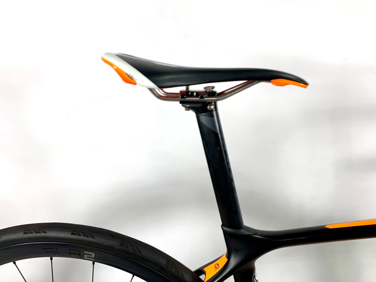 2017 Giant TCR Advanced Pro 1 Carbon Ultegra Di2 Giant Carbon Wheels Size: Small