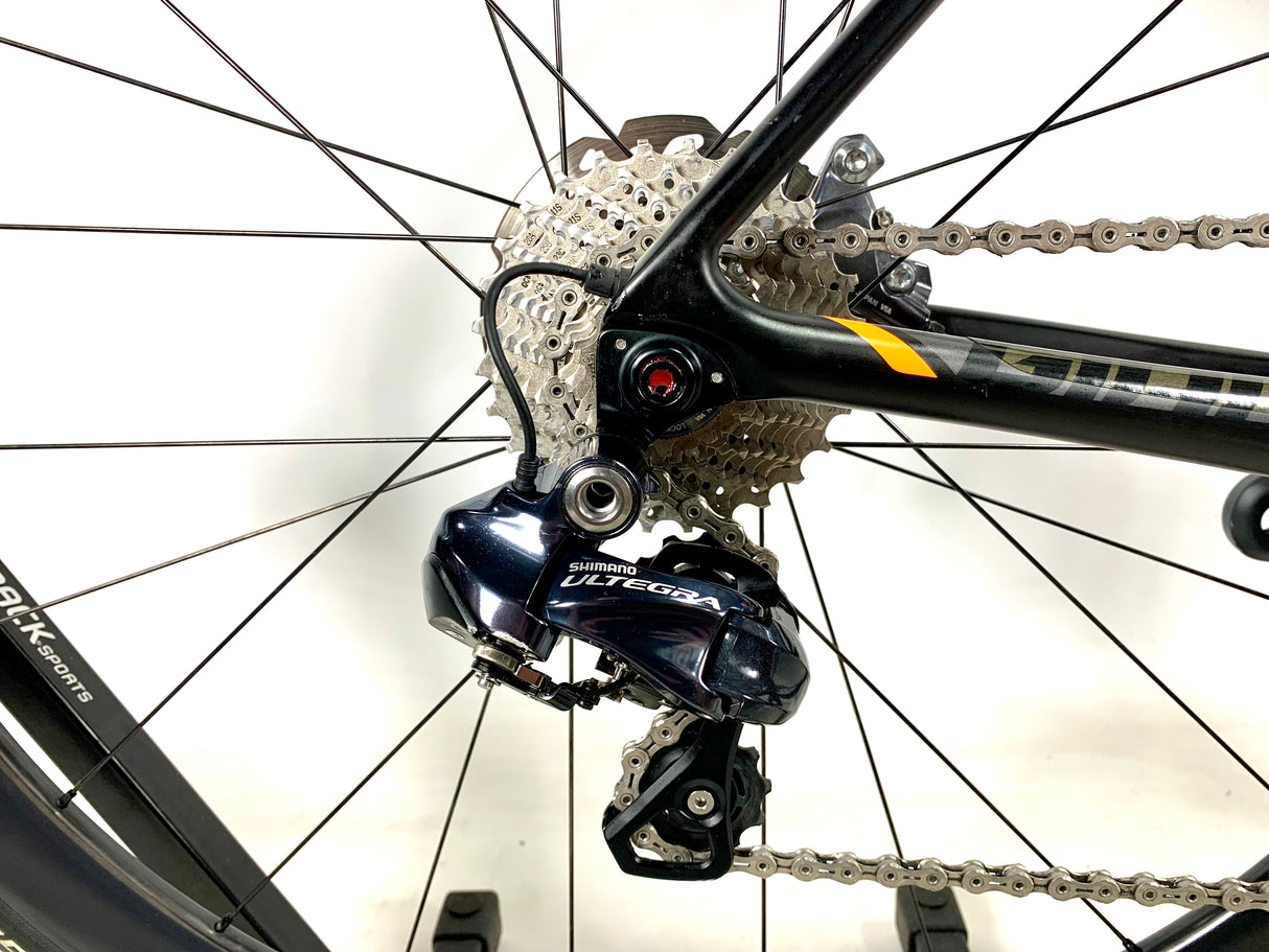 2017 Giant TCR Advanced Pro 1 Carbon Ultegra Di2 Giant Carbon Wheels Size: Small