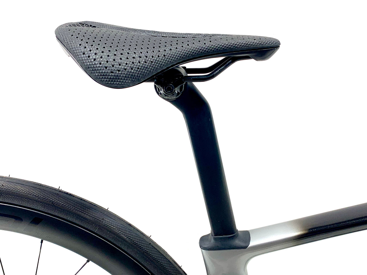 2026 Specialized Roubaix SL8 Pro Force AXS Size: 44cm (Preowned)