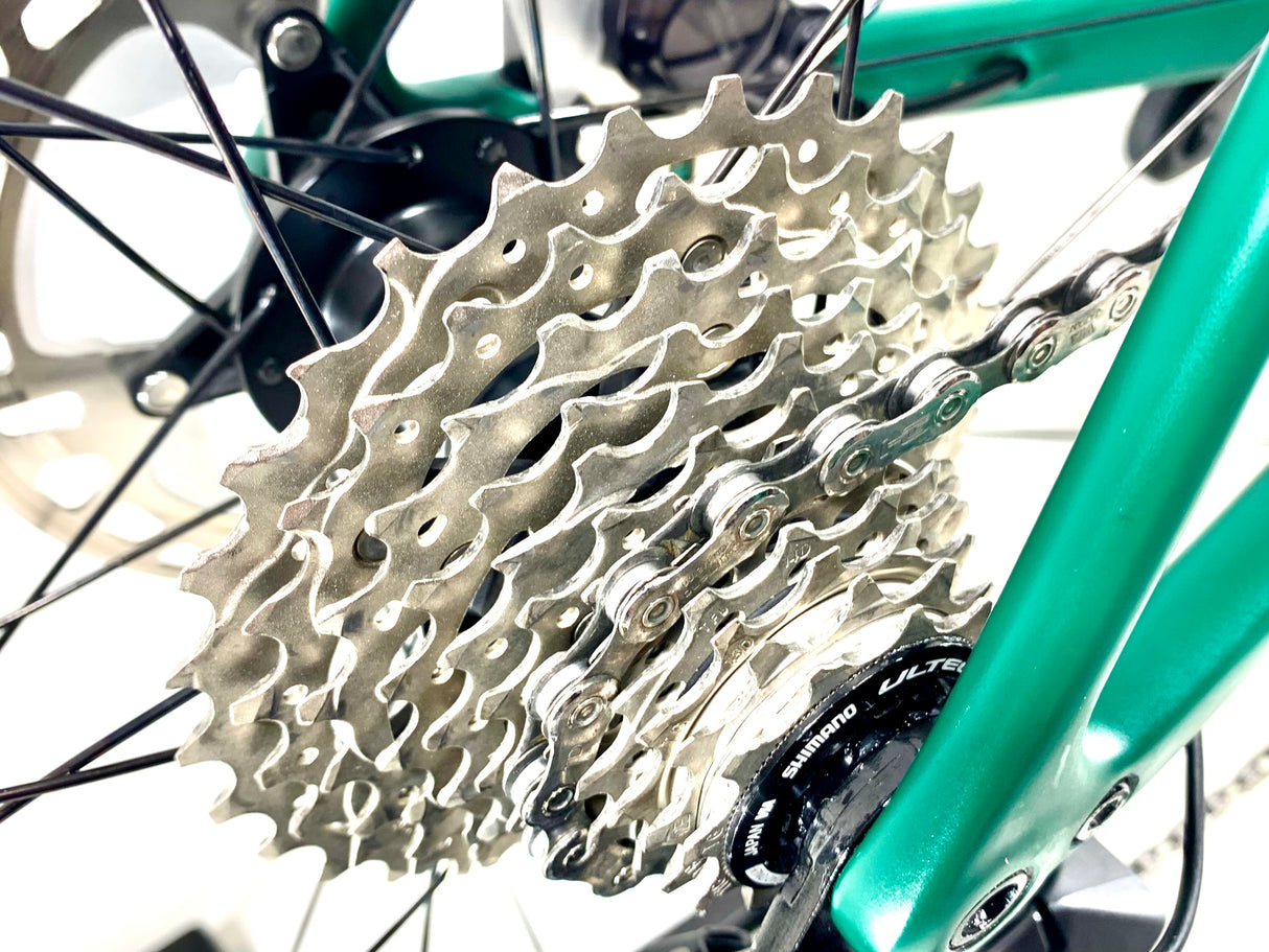 2023 Specialized Aethos Expert Ultegra Di2 12-Speed Size: 56cm (Preowned)