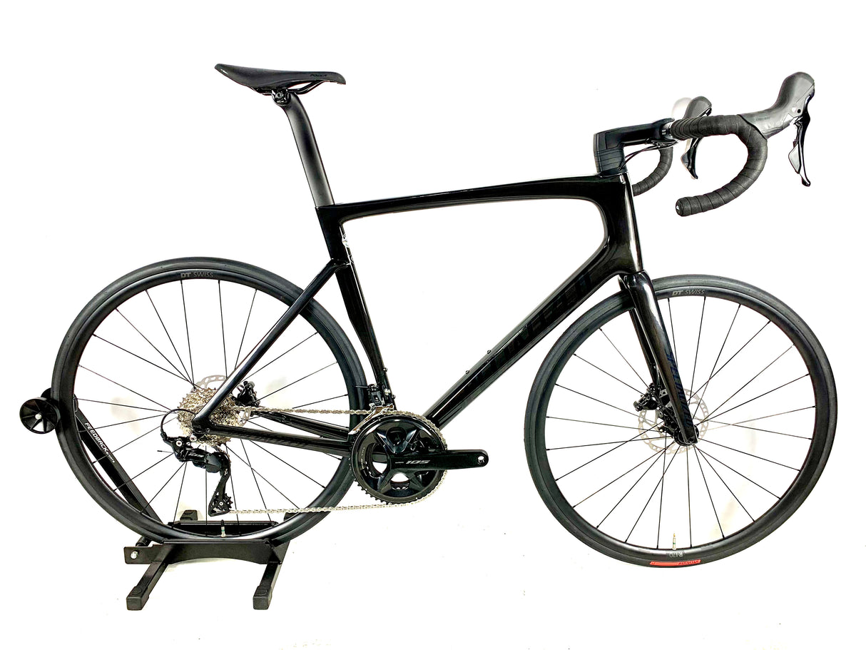 2025 Specialized Tarmac SL7 Sport Shimano 105 12-Speed DT Swiss Wheels Size: 61cm