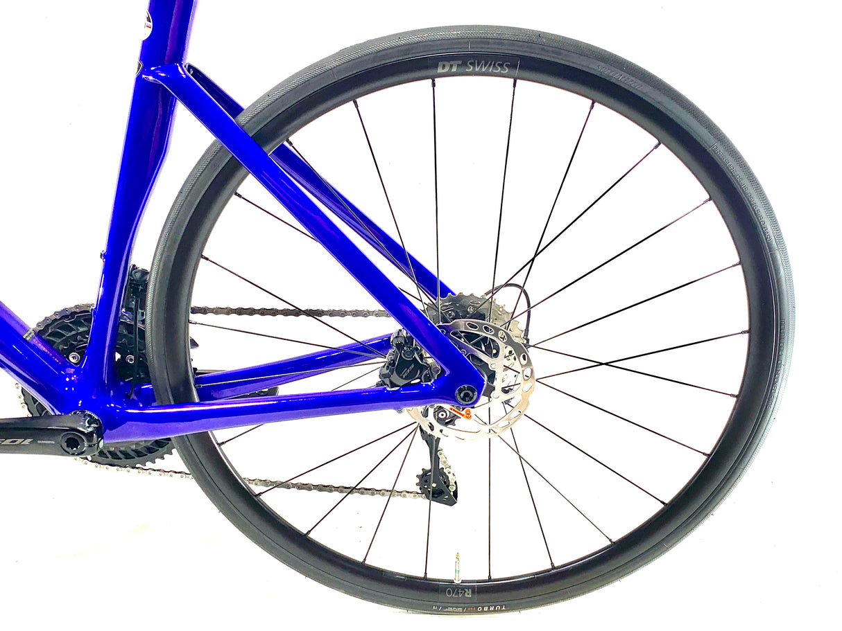 2024 Specialized Tarmac SL7 Sport Shimano 105 12-Speed Size: 56cm (Preowned)