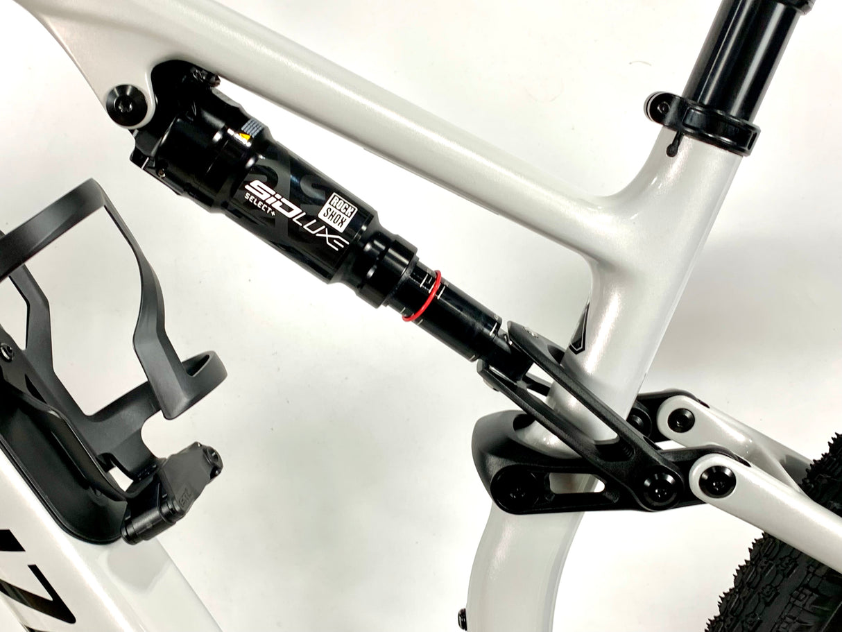 2026 Specialized Epic 8 SRAM AXS 1X12 29er Alloy Wheels Size: Medium