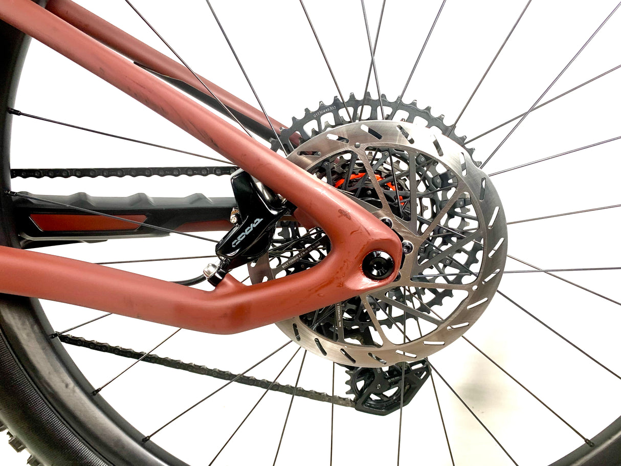 2024 Specialized Stumpjumper Pro Sram X0 AXS 1X12 Roval Carbon Wheels Size: S2 (Small)