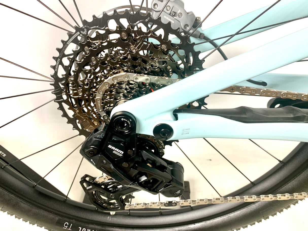 2025 Specialized Stumpjumper 15 Comp SRAM AXS 1X12 Specialized Wheels Size: S4 (Large)