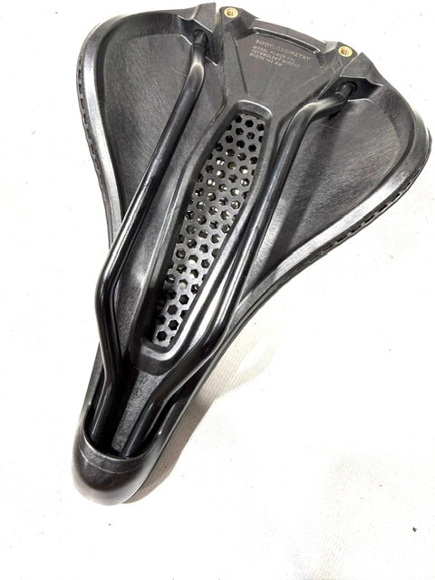 Specialized Power Pro Saddle with Mirror 143MM (Preowned)
