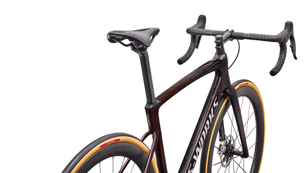 2027 Specialized S-Works Roubaix SL8 Sram Red AXS Size: 56cm (Preowned)