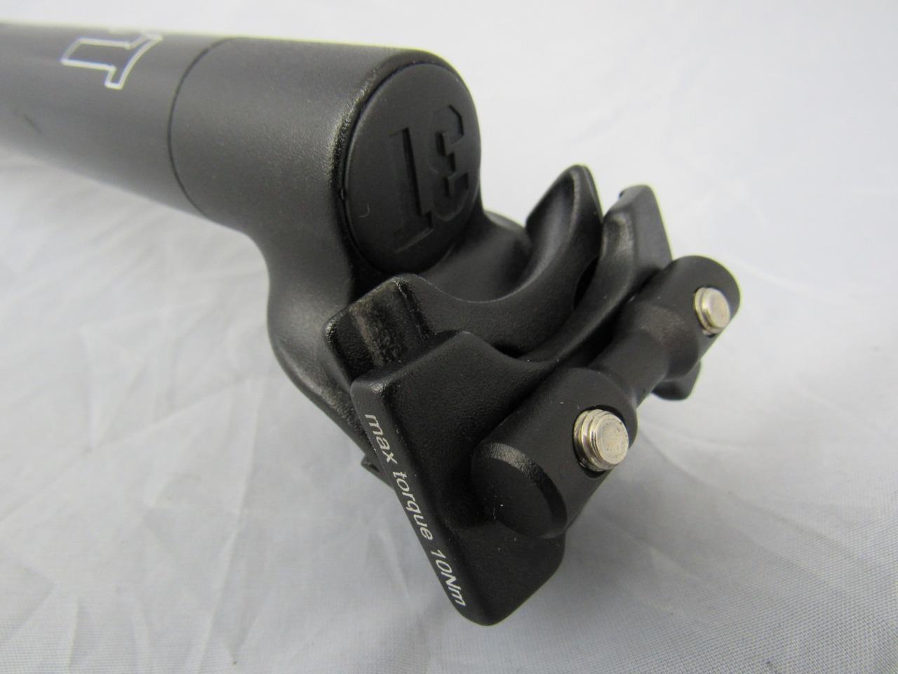 シートポスト 3T Stylus 25 Team Setback カーボン 3T Seatpost Stylus-25 Team Carbon RedBlack