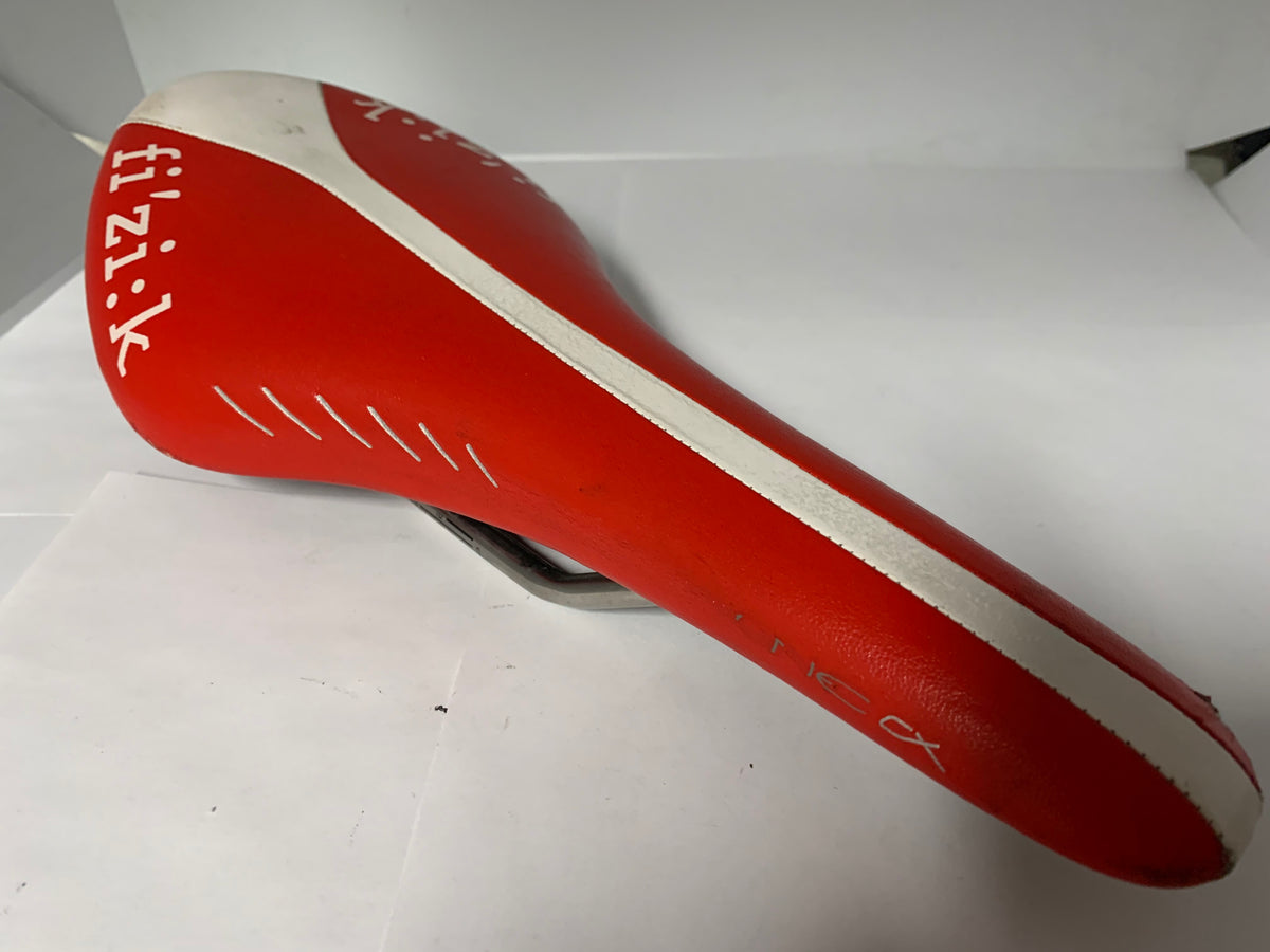Selle Fizik Arione Versus X K:ium Selle Fizik Arione Versus X K:ium