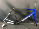 BRAND NEW 2020 Speedtech Team Road Carbon Frame Size: 52cm