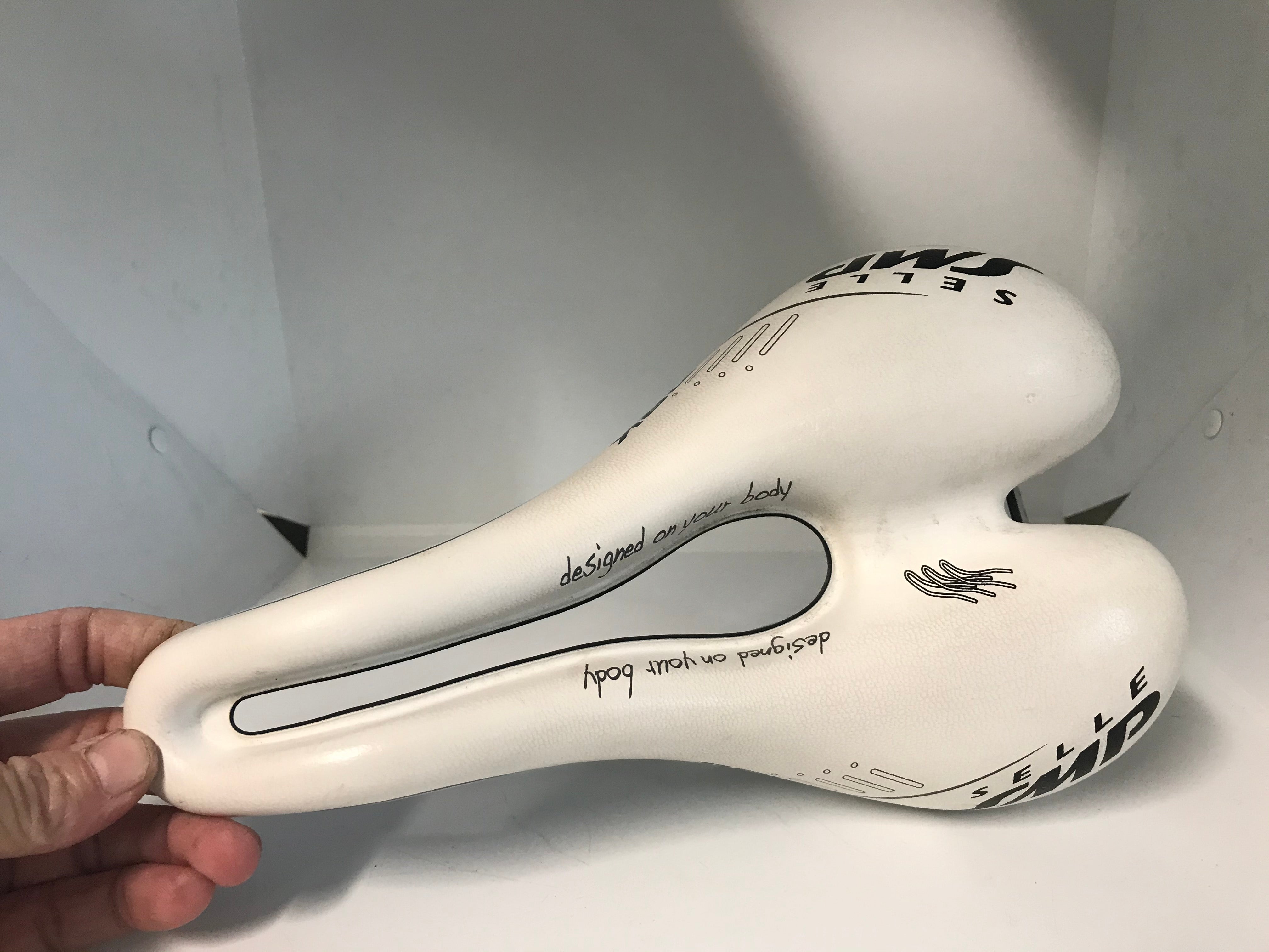 パーツ SELLE SMP TRK MEN GEL Shop Now | Bike Seat Guru Online Saddle Shop | U.S.A.