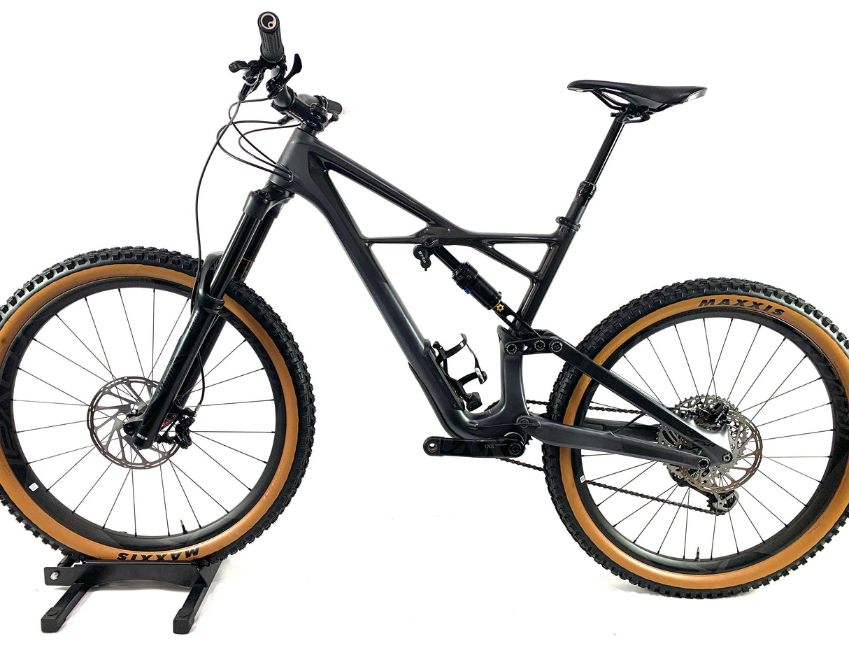 2017 Specialized S-Works Enduro 27.5 XX1 Eagle 1X12 Roval Carbon Wheels Size: Large