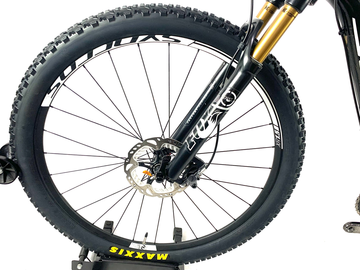 2015 Scott Spark 900 Premium Carbon 29er XTR 2X11 Speed Syncros Wheels Size: L