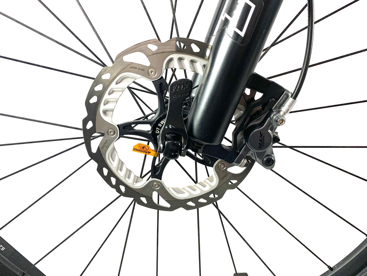 2015 Scott Spark 900 Premium Carbon 29er XTR 2X11 Speed Syncros Wheels Size: L